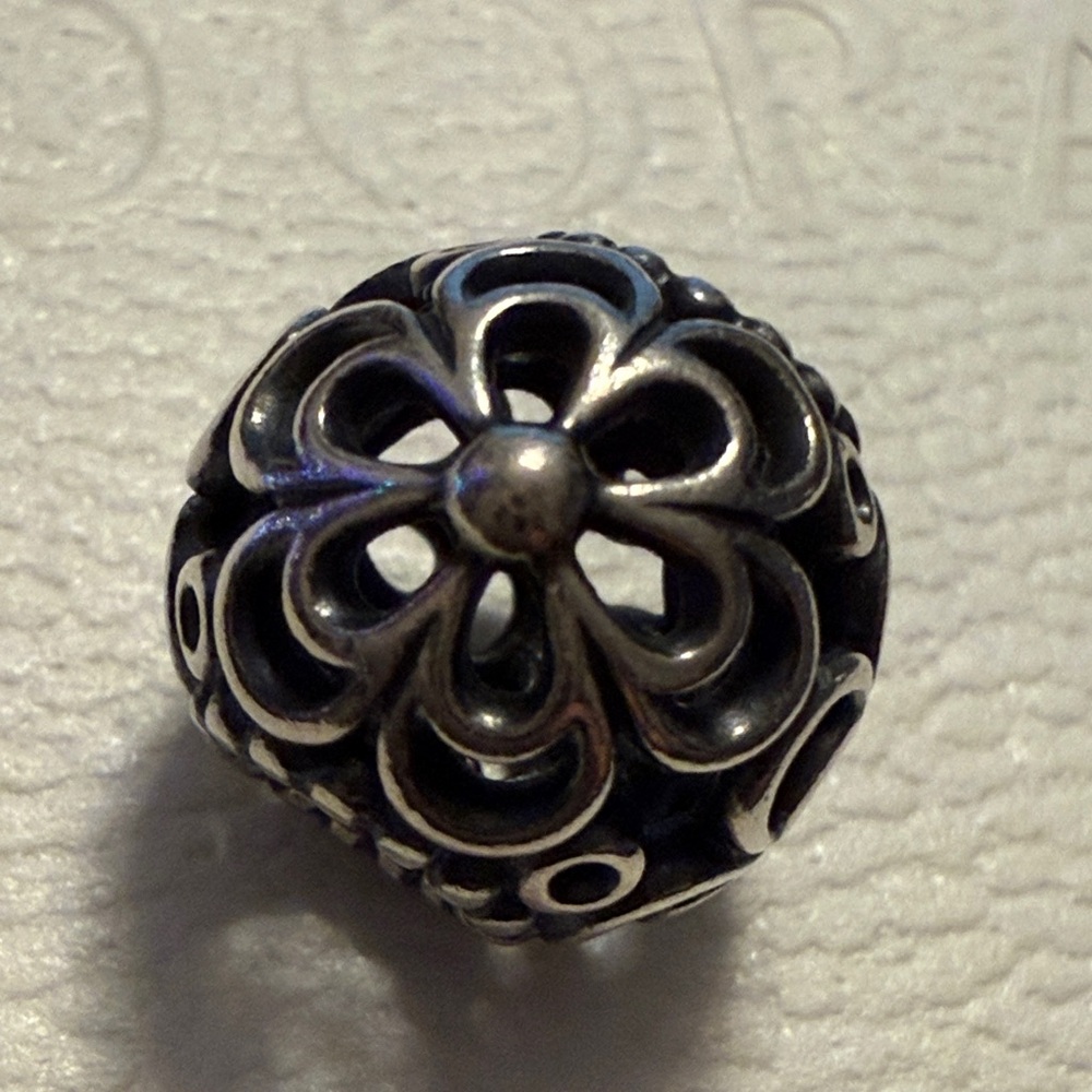 Pandora Flower Charm